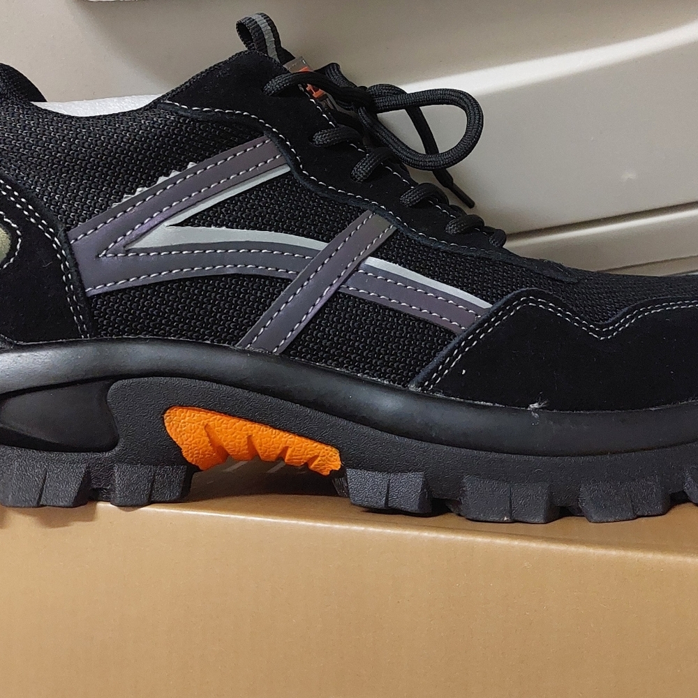 Steel toe safety/work shoe,  men 7.5